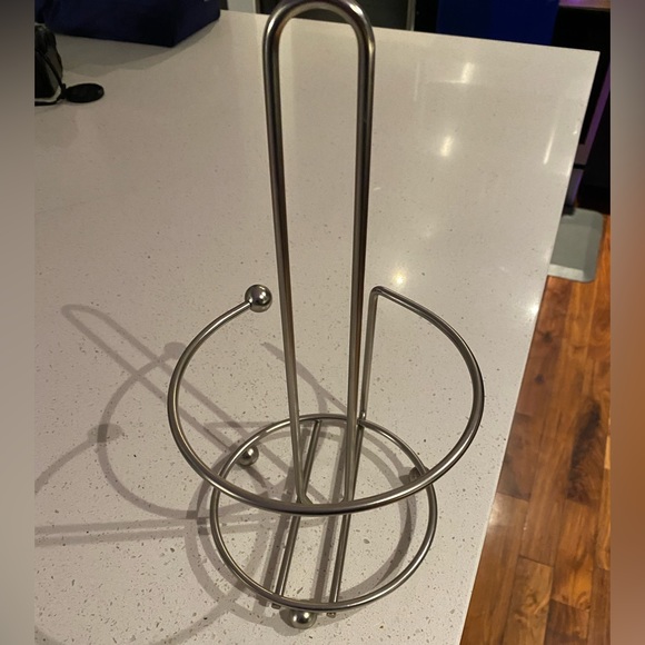 Paper Towel Holder - Picture 3 of 3